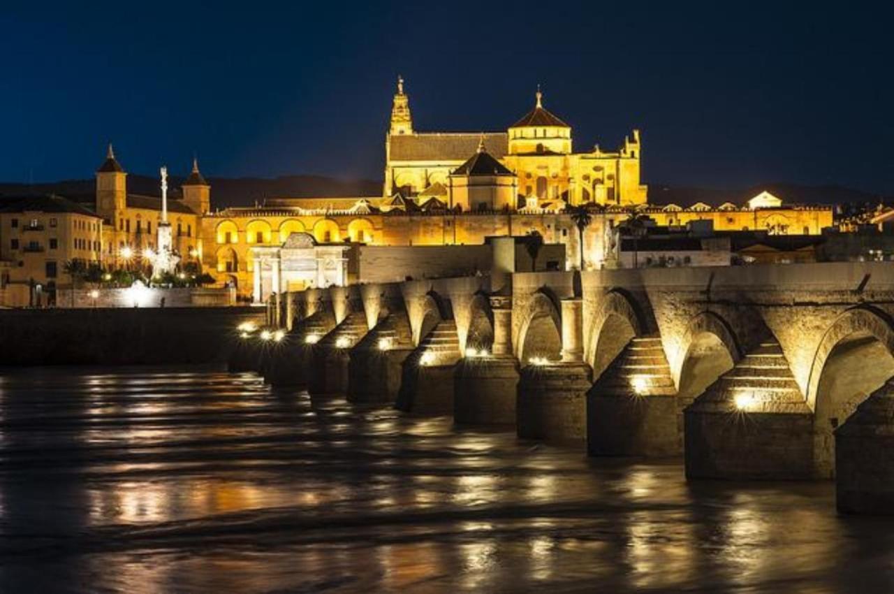 P Los Encantos De Almavir Cordoba Luaran gambar